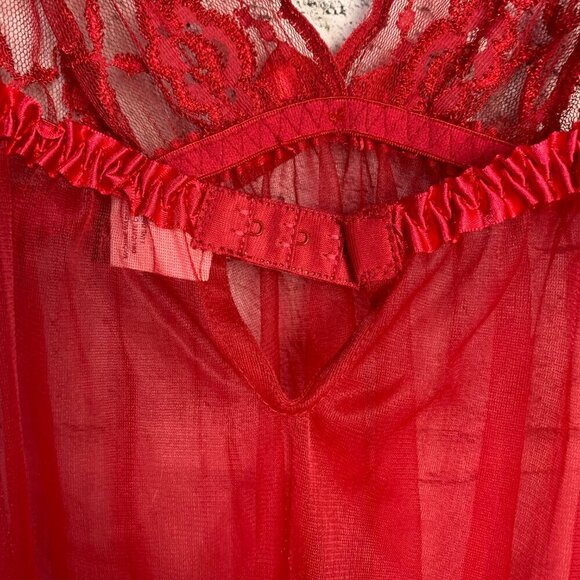 Fredricks of Hollywood Red Sheer Mesh Lace Babydoll Camisole Slip Lingerie - Picture 8 of 16